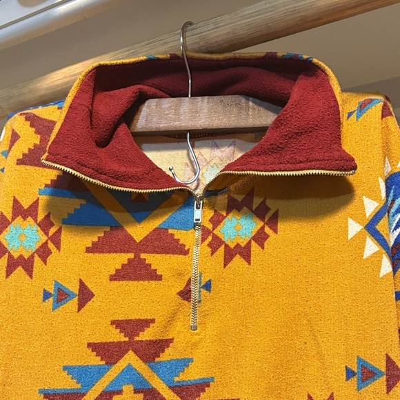 Colorful Geometric Pullover - Picture 2 of 6